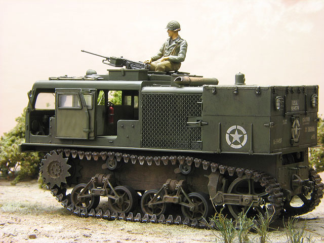 アメリカ陸軍 M4ハイスピードトラクター ホビーボス 1/35